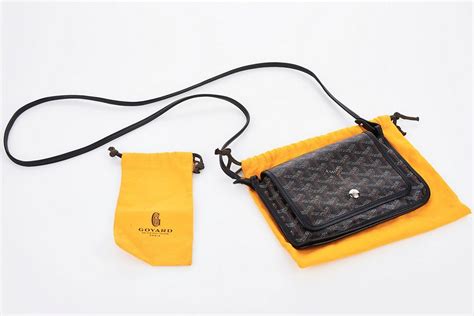 goyard plumet pouch price|goyard bag paris price.